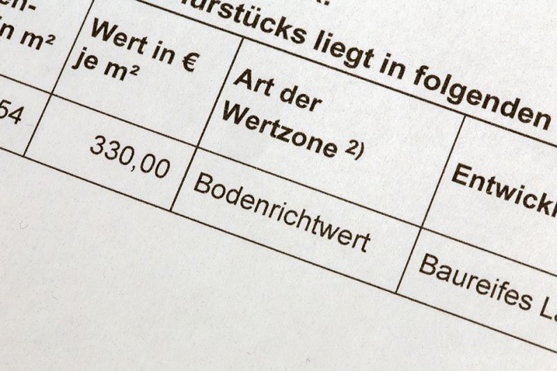 Foto: Dokument mit Bodenrichtwert